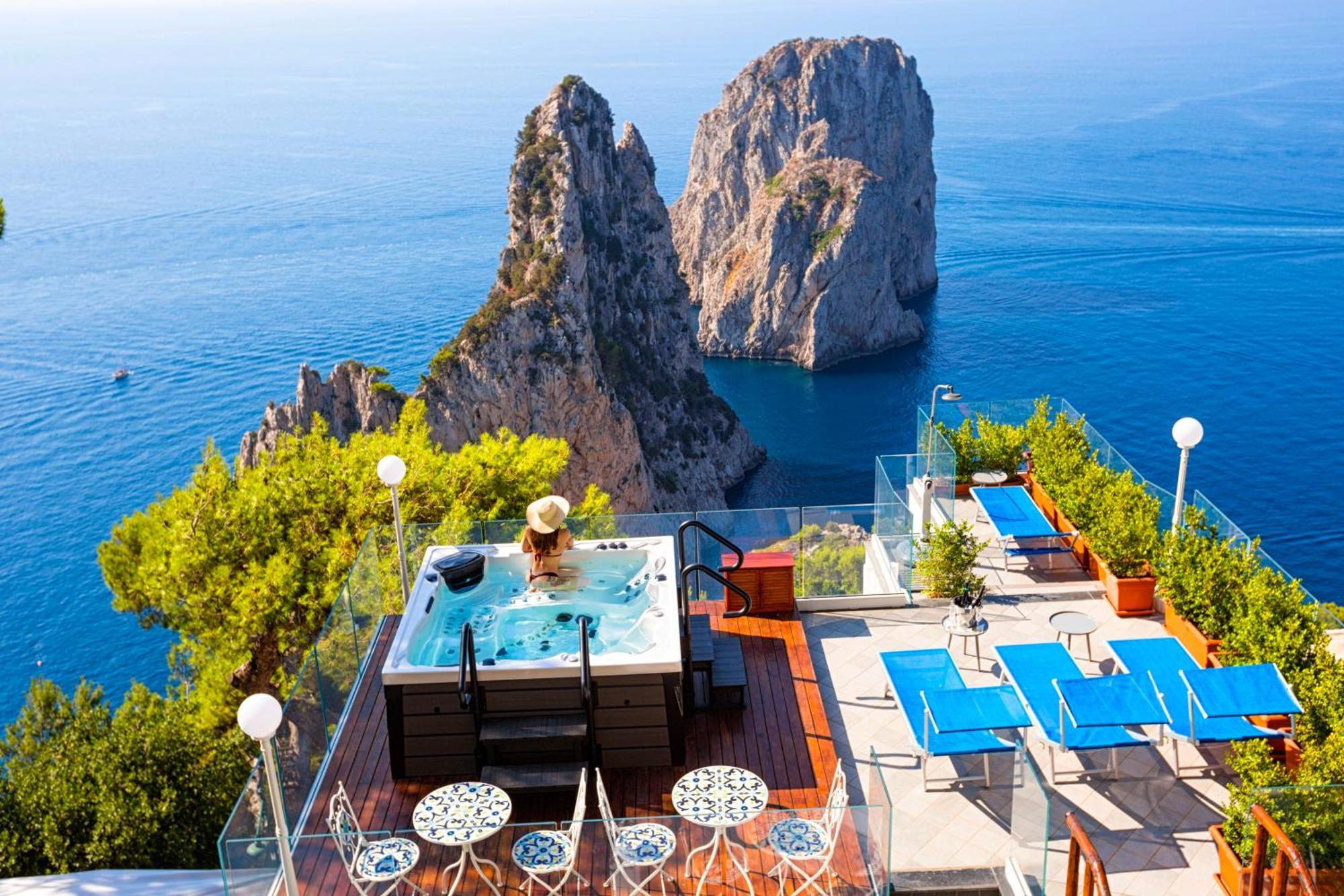 Villa Faraglionensis Monaconehouse